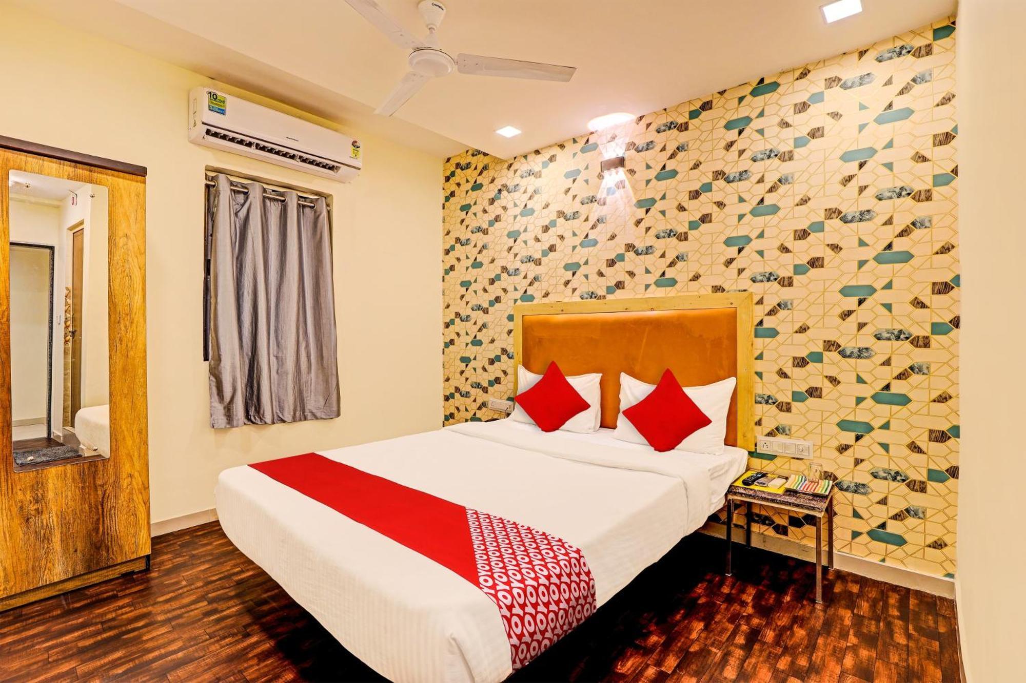 Hotel O Alexa Ахмедабад Экстерьер фото