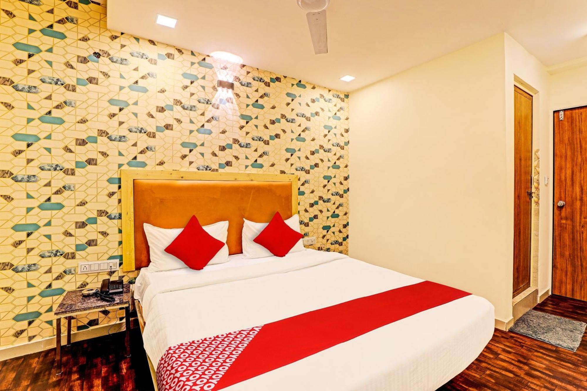 Hotel O Alexa Ахмедабад Экстерьер фото
