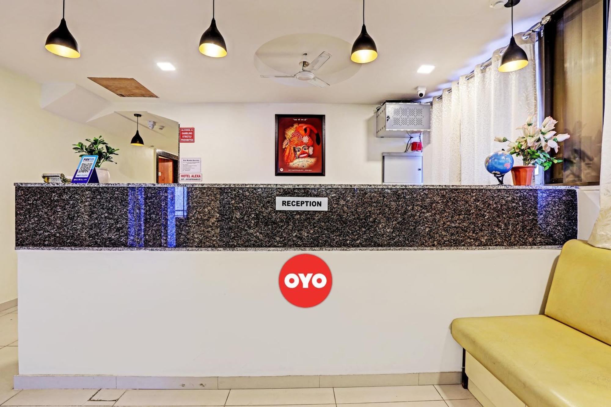 Hotel O Alexa Ахмедабад Экстерьер фото