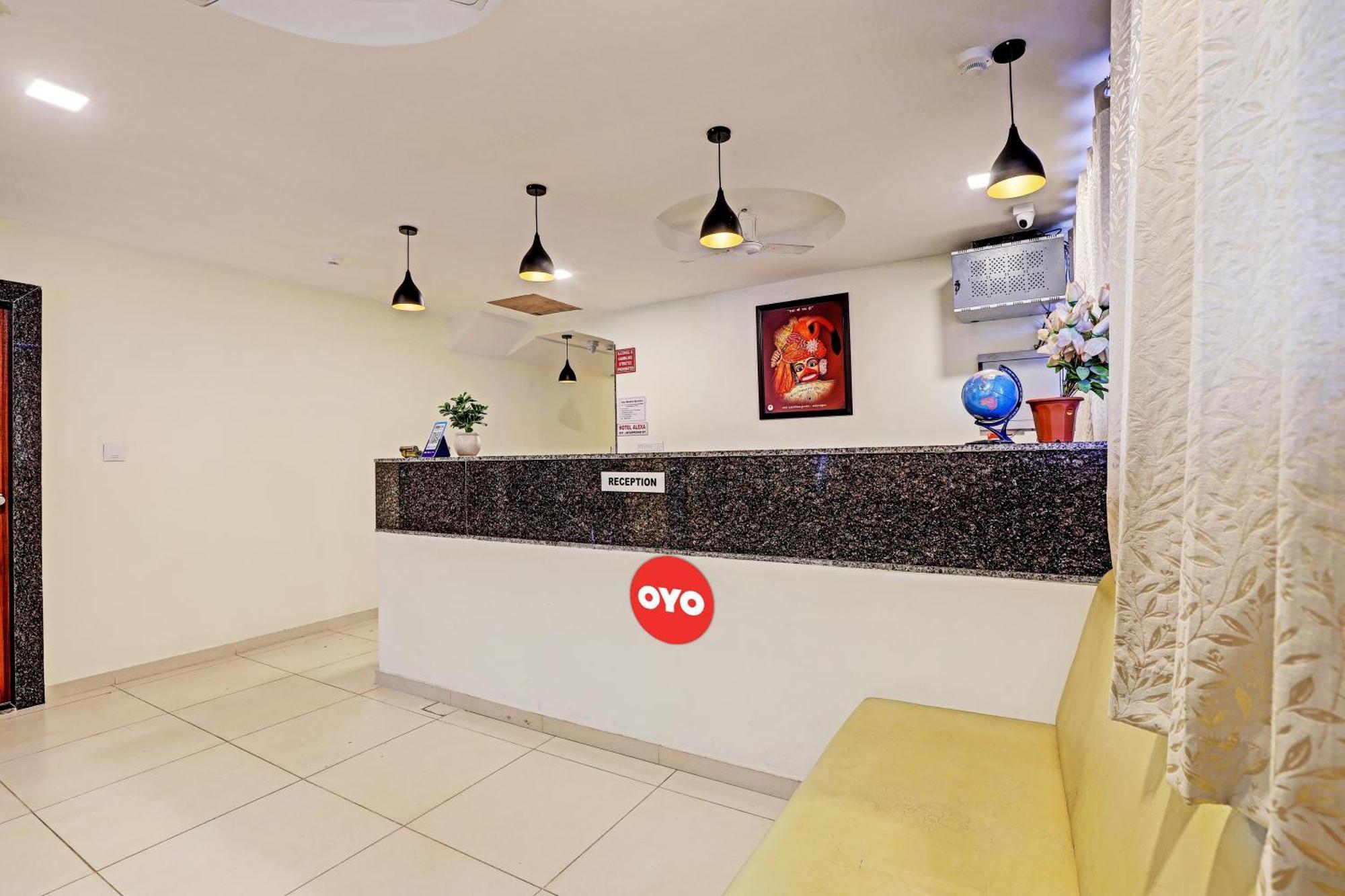 Hotel O Alexa Ахмедабад Экстерьер фото